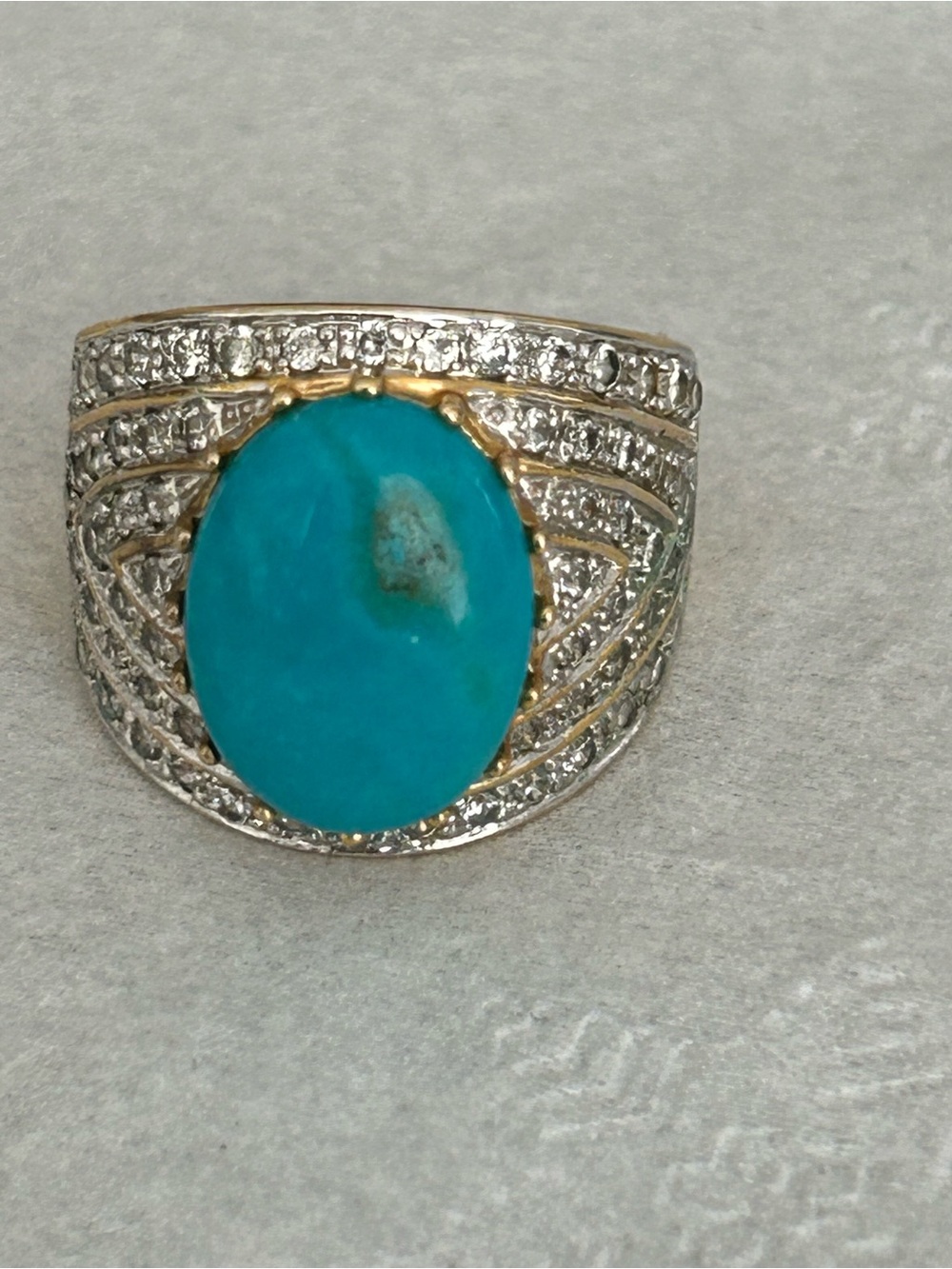 925 Gorgeous gold plated cocktail ring 
Stunning